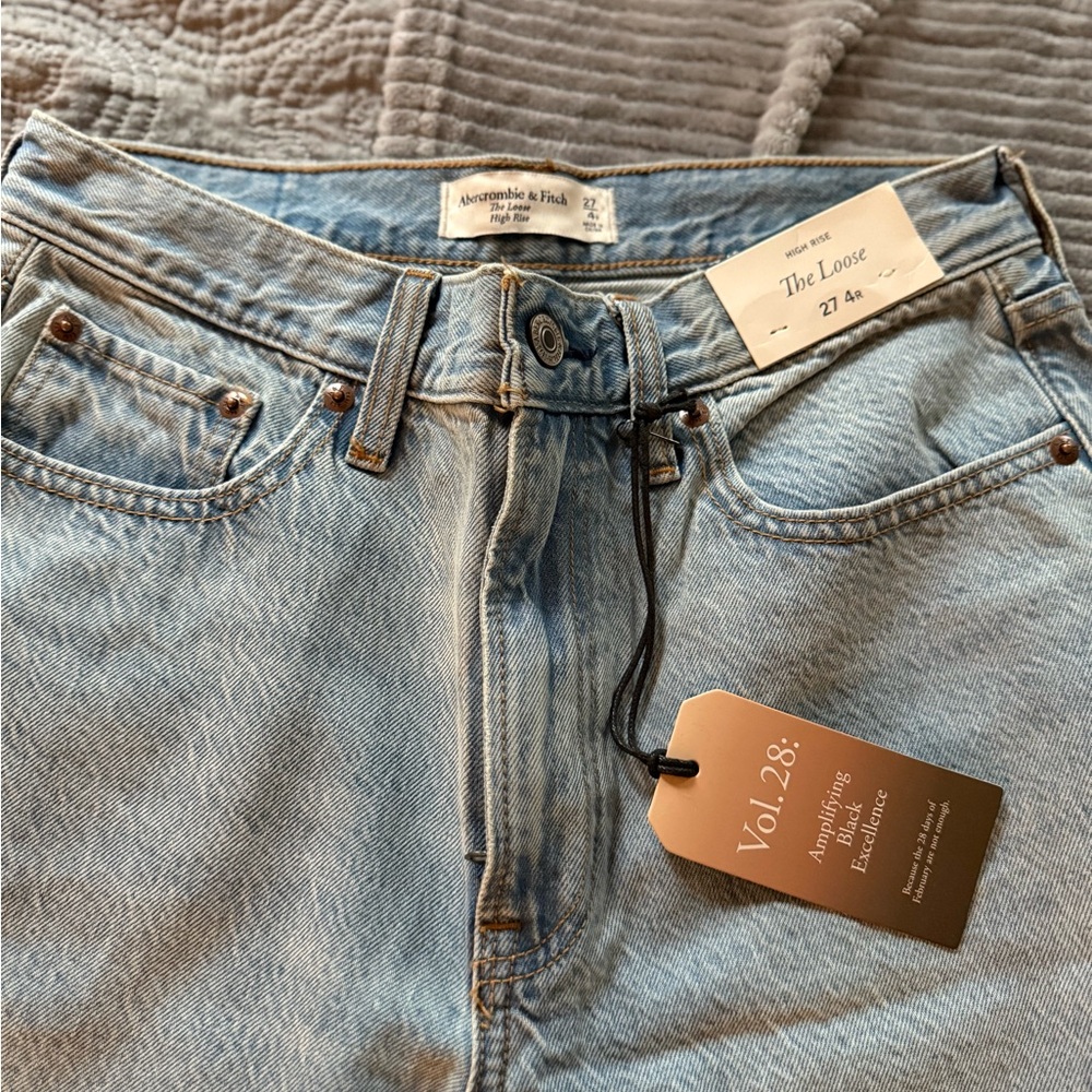 Abercrombie & Fitch Sky Blue Relaxed Jeans